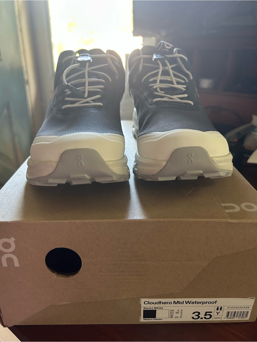 On Running Kids Cloudhero Mid Waterproof Sneakers - Black & White